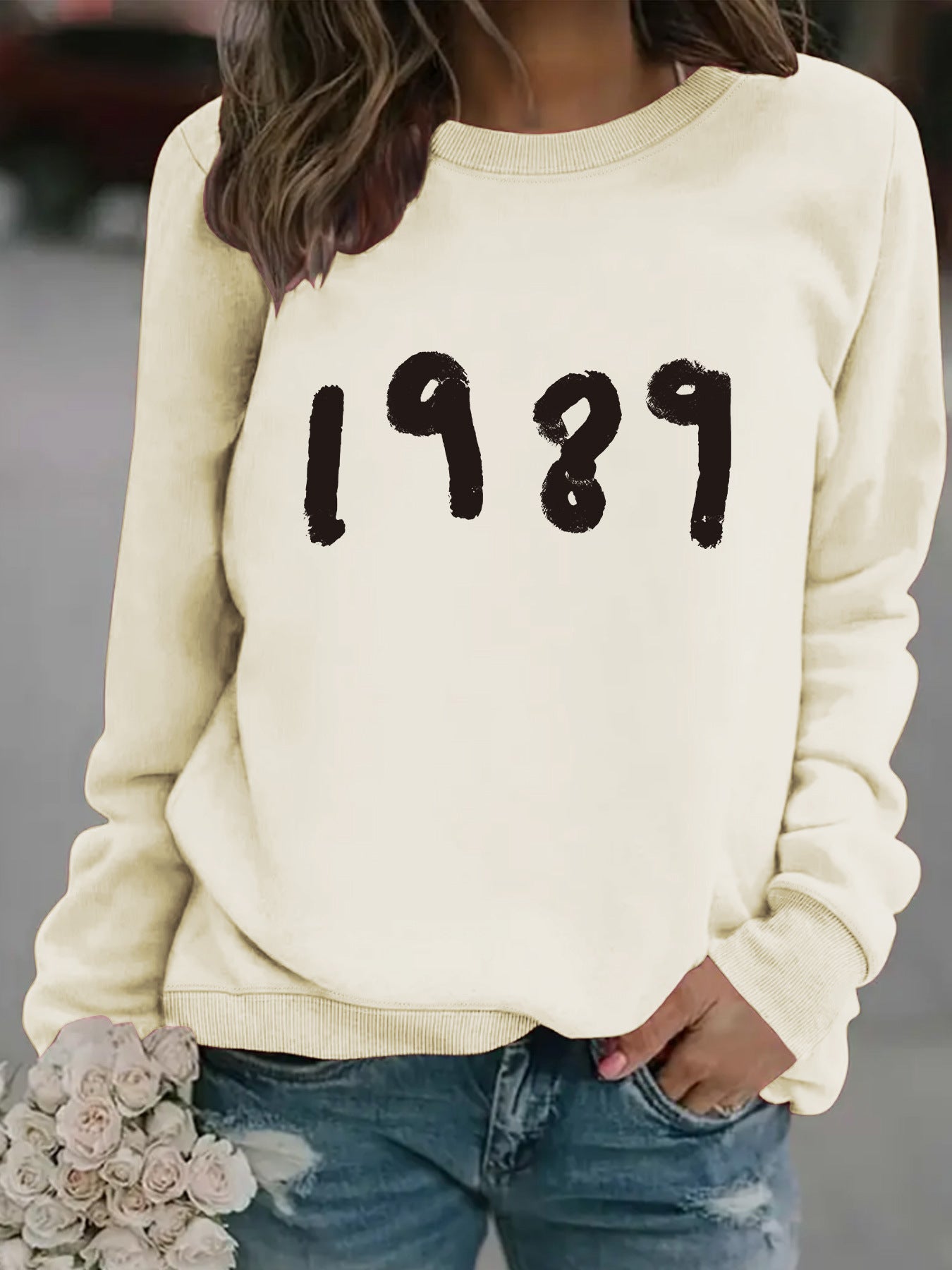 1989 printed pullover sweatshirt