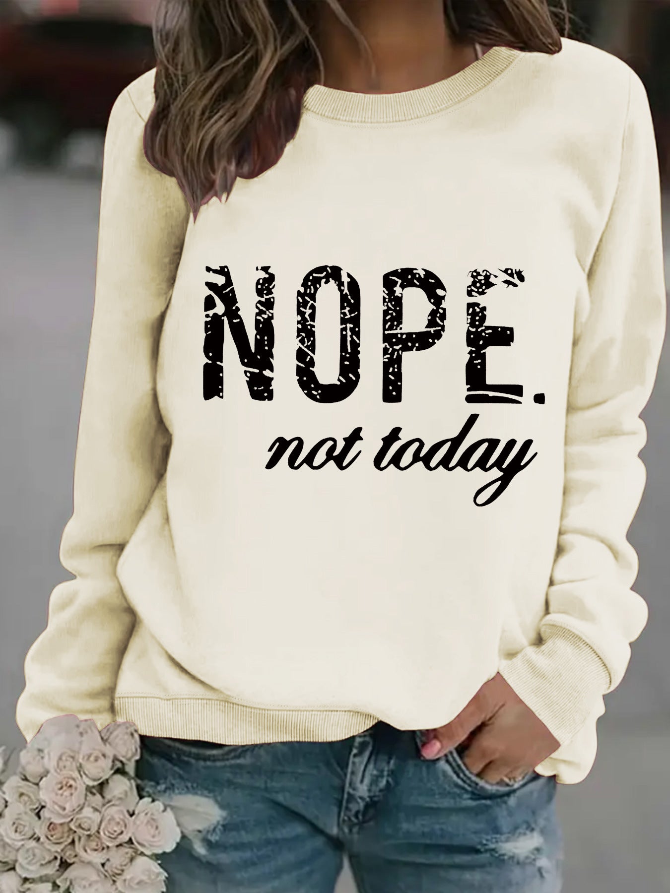 Round-neck NOPE slogan print sweatshirt