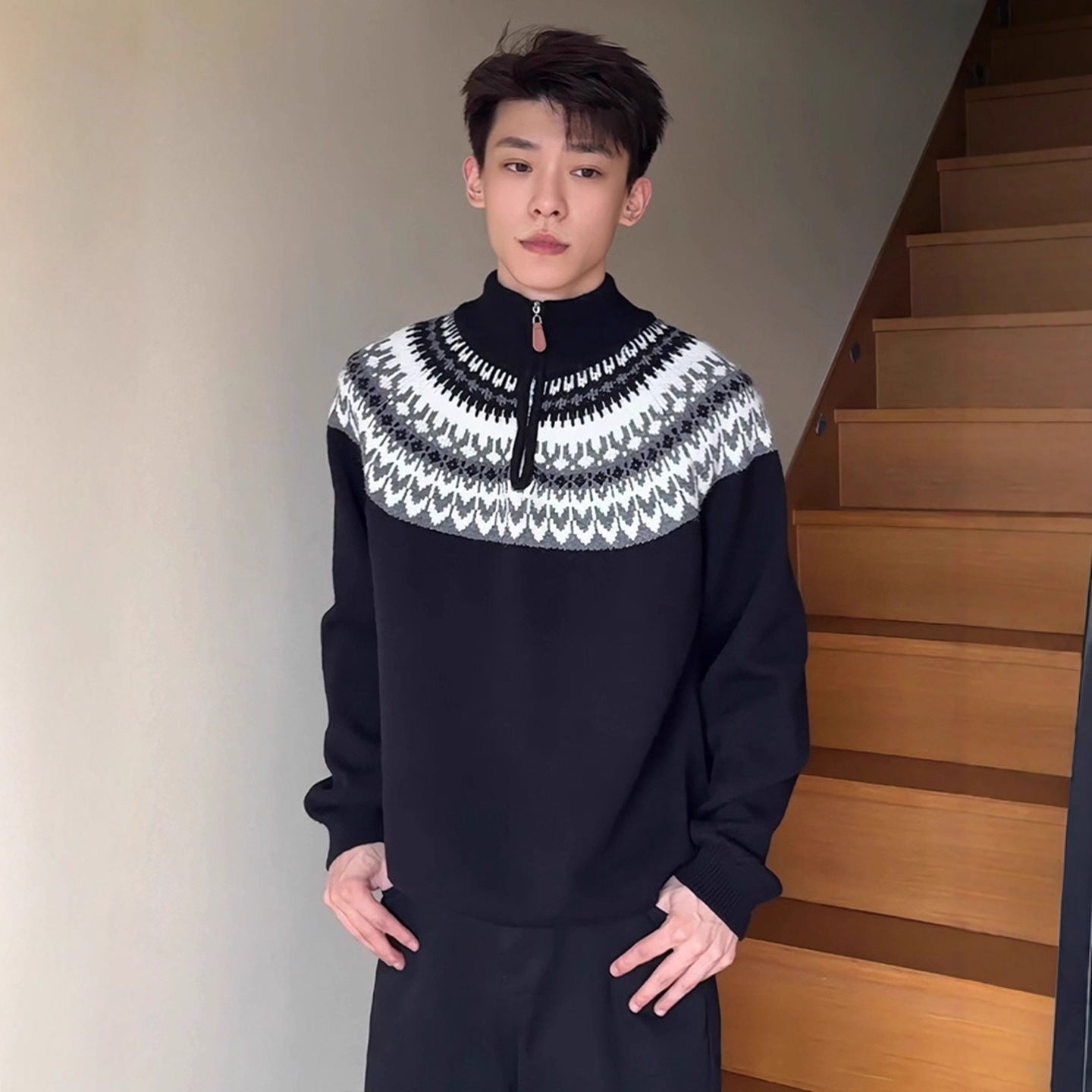 Retro Ethnic Fair Isle Semi-High Neck Knit Sweater