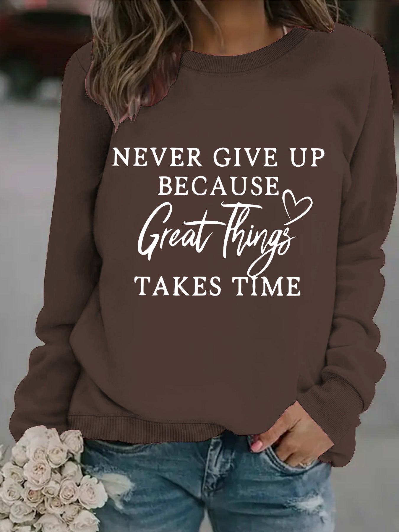 Long Sleeve Round Neck "NEVER GIVE" Print Crewneck Sweatshirt