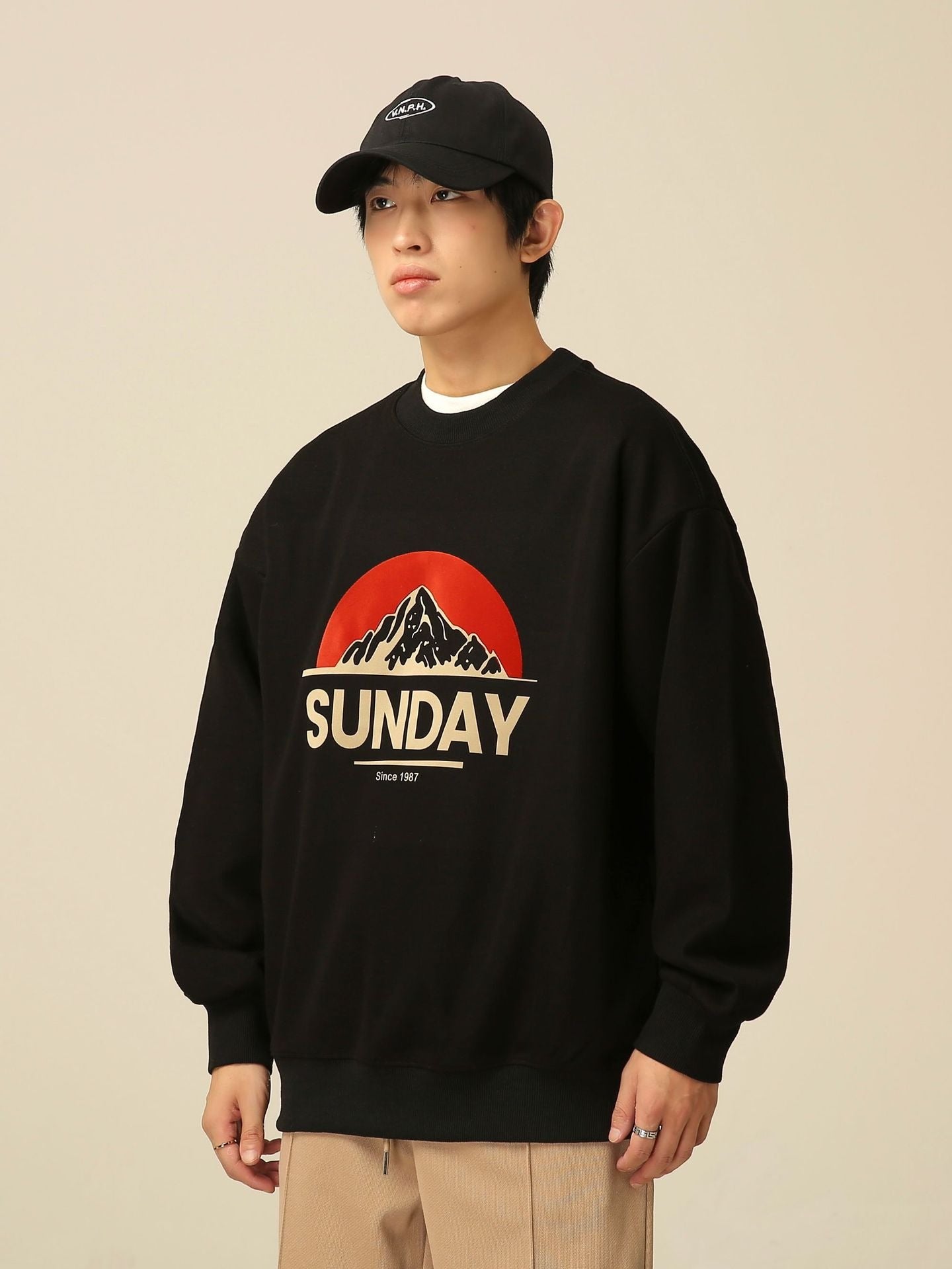 TPYSTART American Retro Round Neck Sweater Men's Fashion Loose Thin Casual High Street Washed Tops Unisex Model
