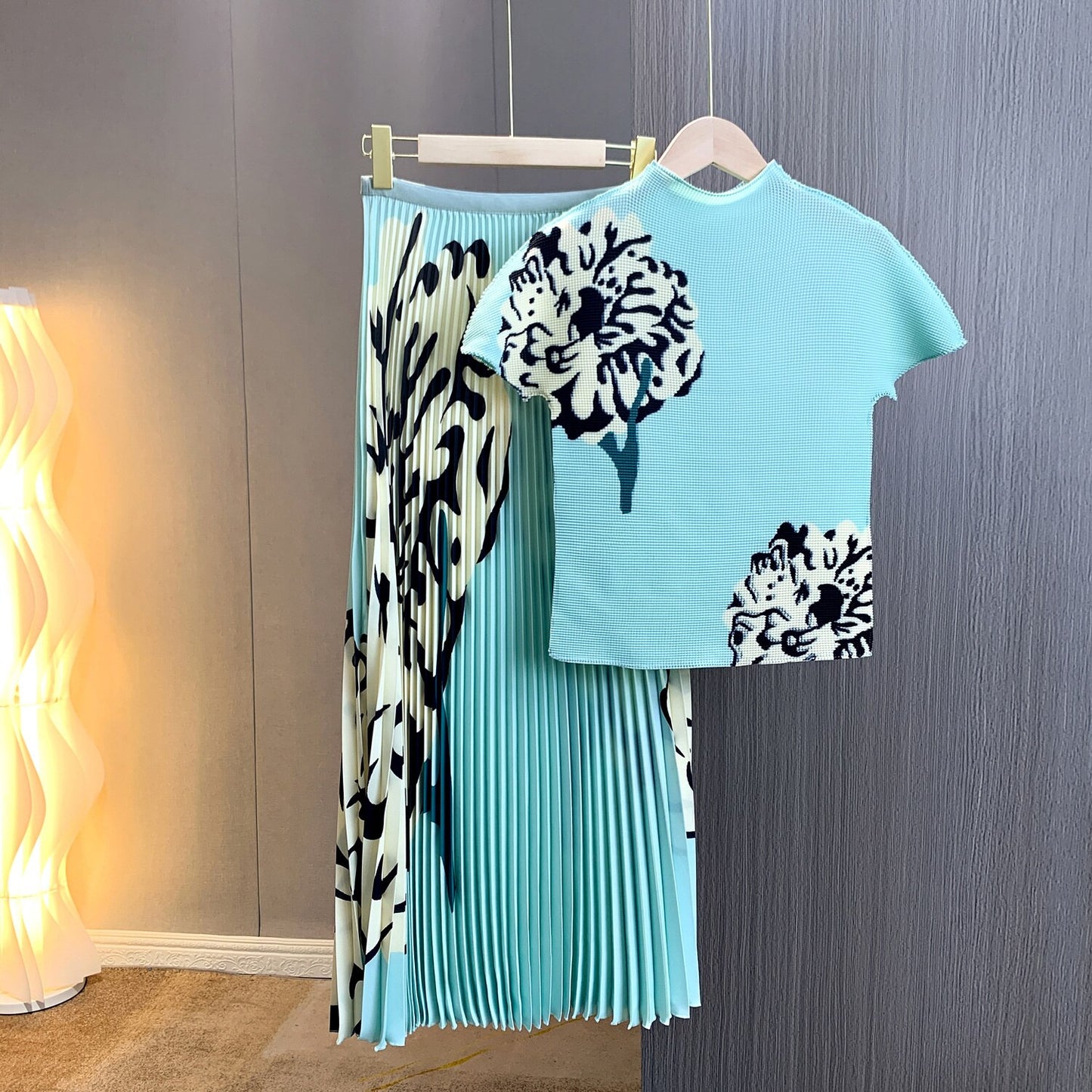 Cause Pleated T-shirt Round Neck