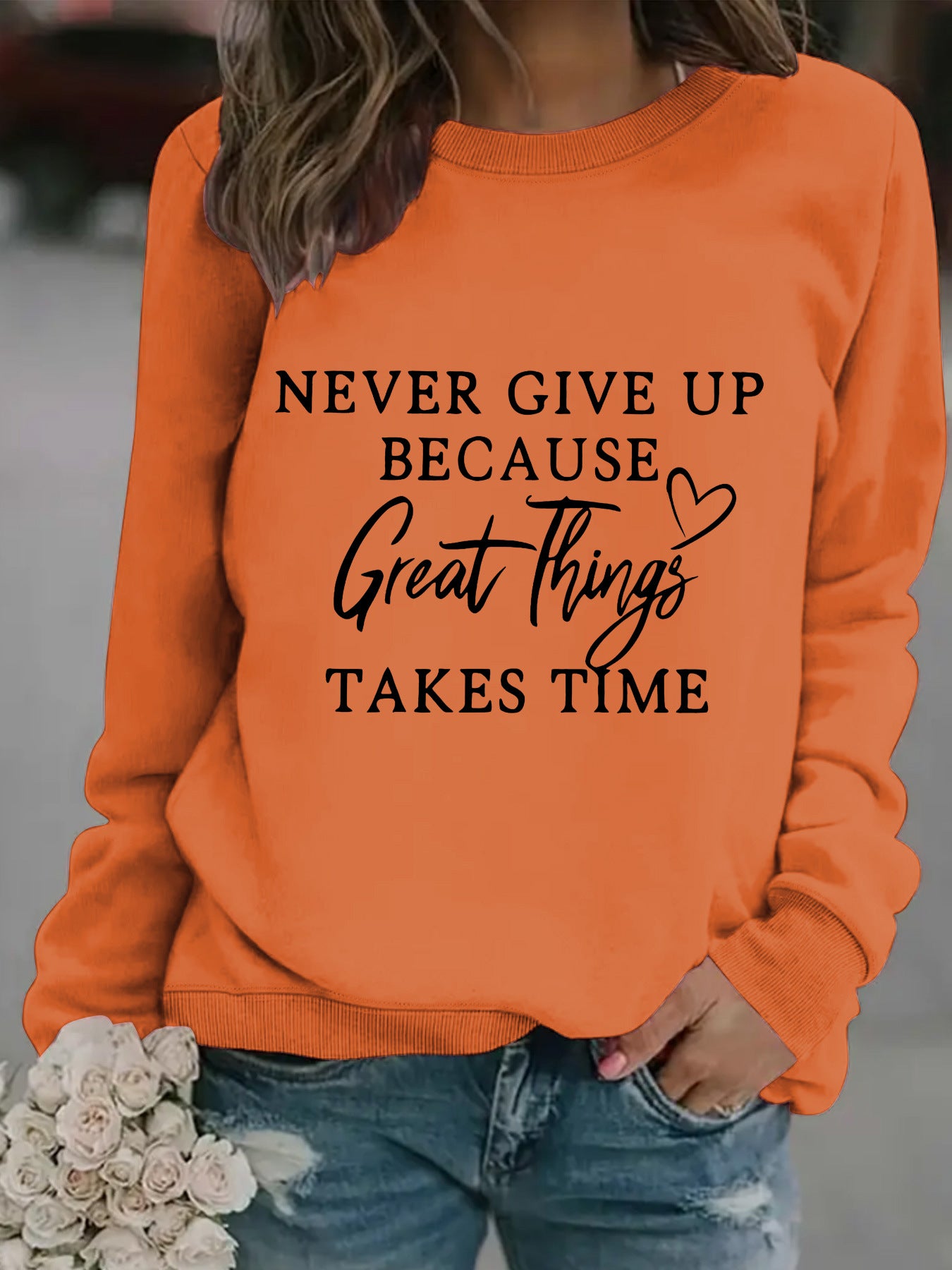 Long Sleeve Round Neck "NEVER GIVE" Print Crewneck Sweatshirt