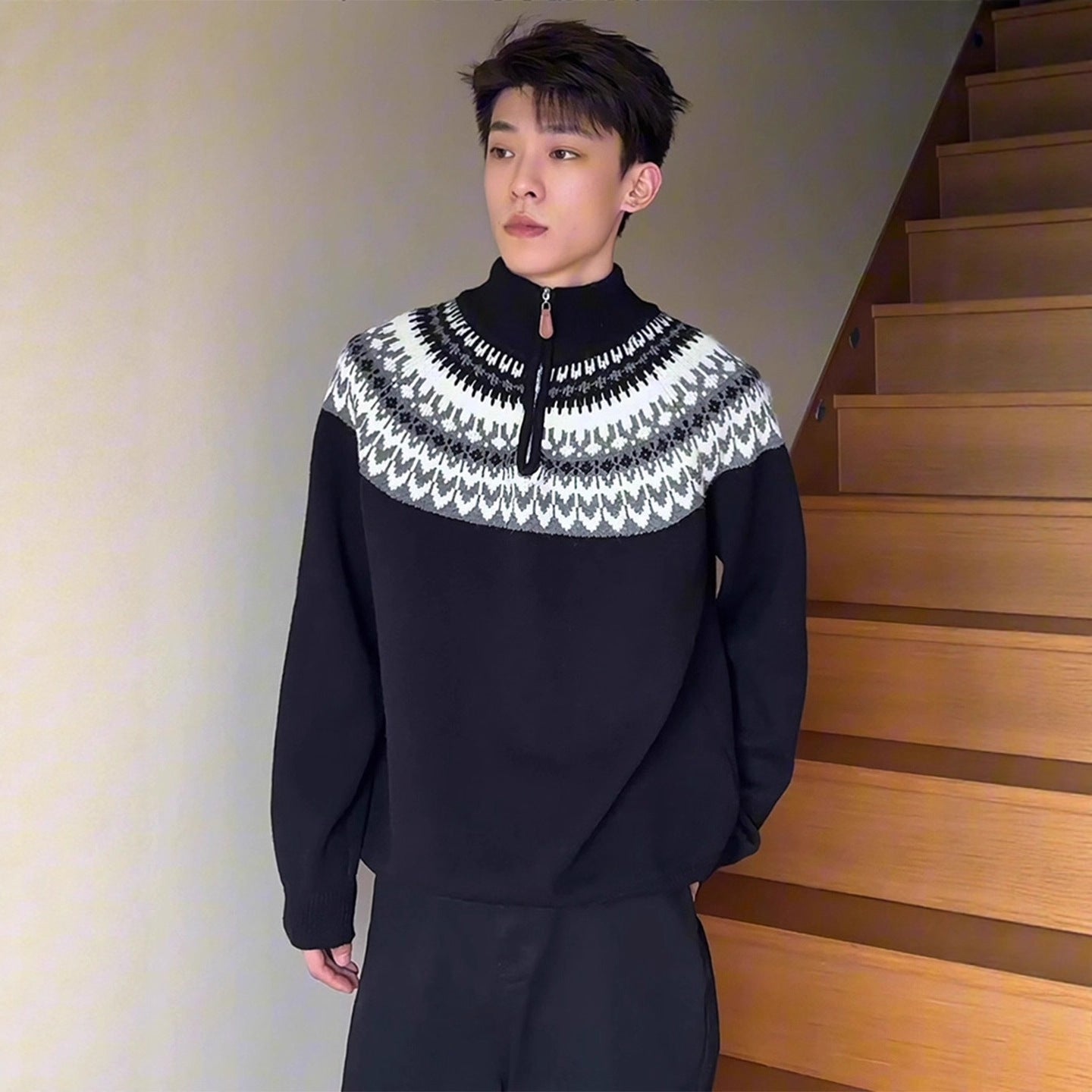Retro Ethnic Fair Isle Semi-High Neck Knit Sweater