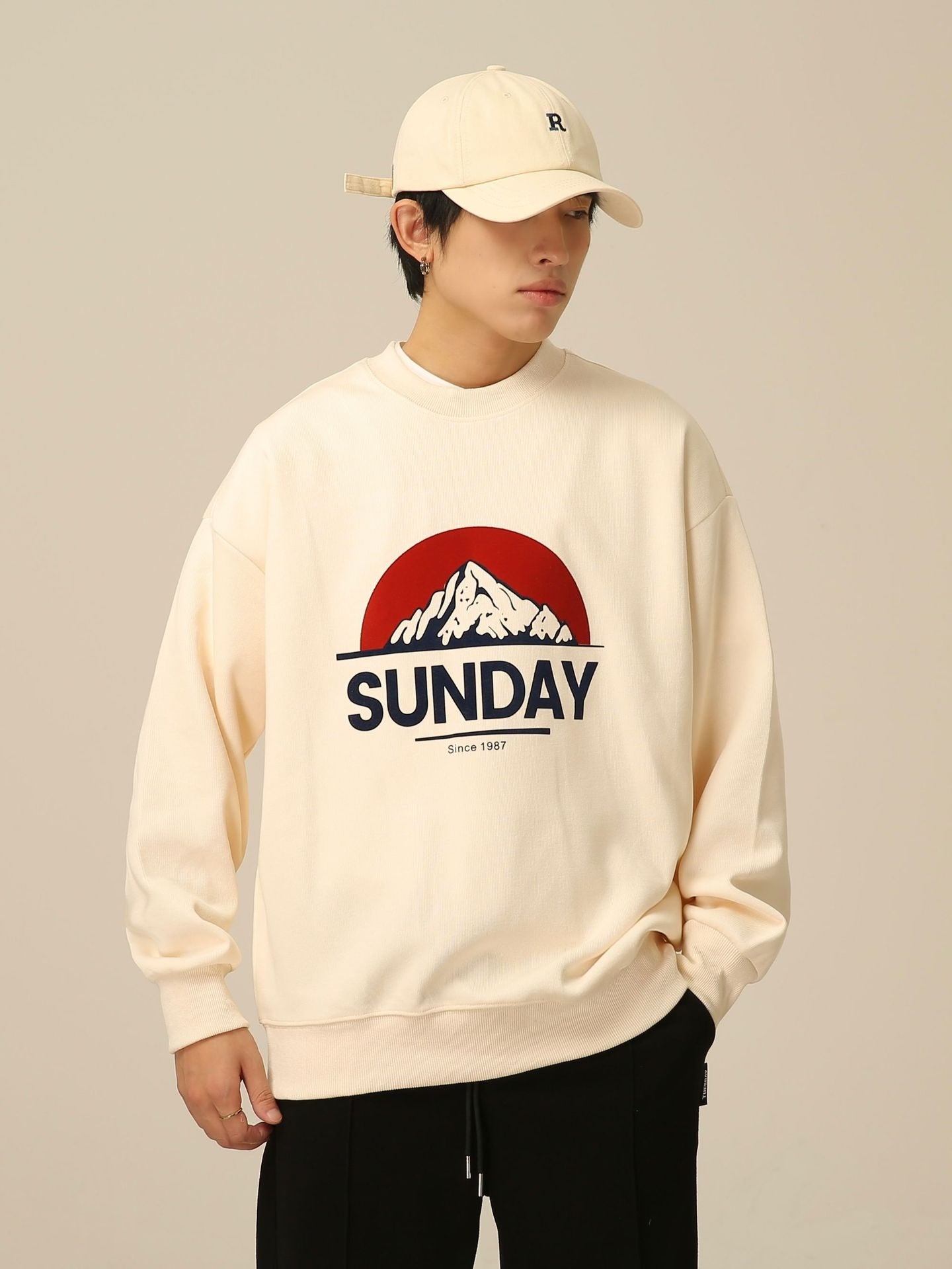 TPYSTART American Retro Round Neck Sweater Men's Fashion Loose Thin Casual High Street Washed Tops Unisex Model