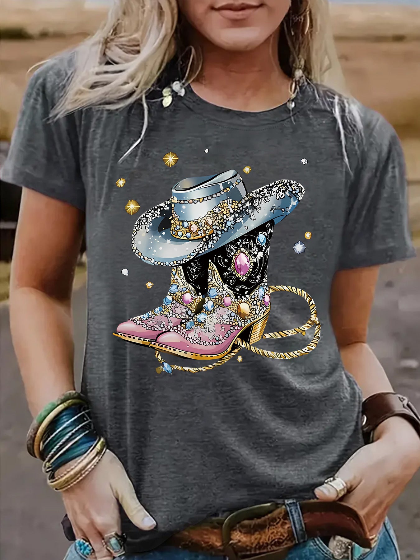 Round neck short sleeved women's T-shirt cowboy hat cowboy boots