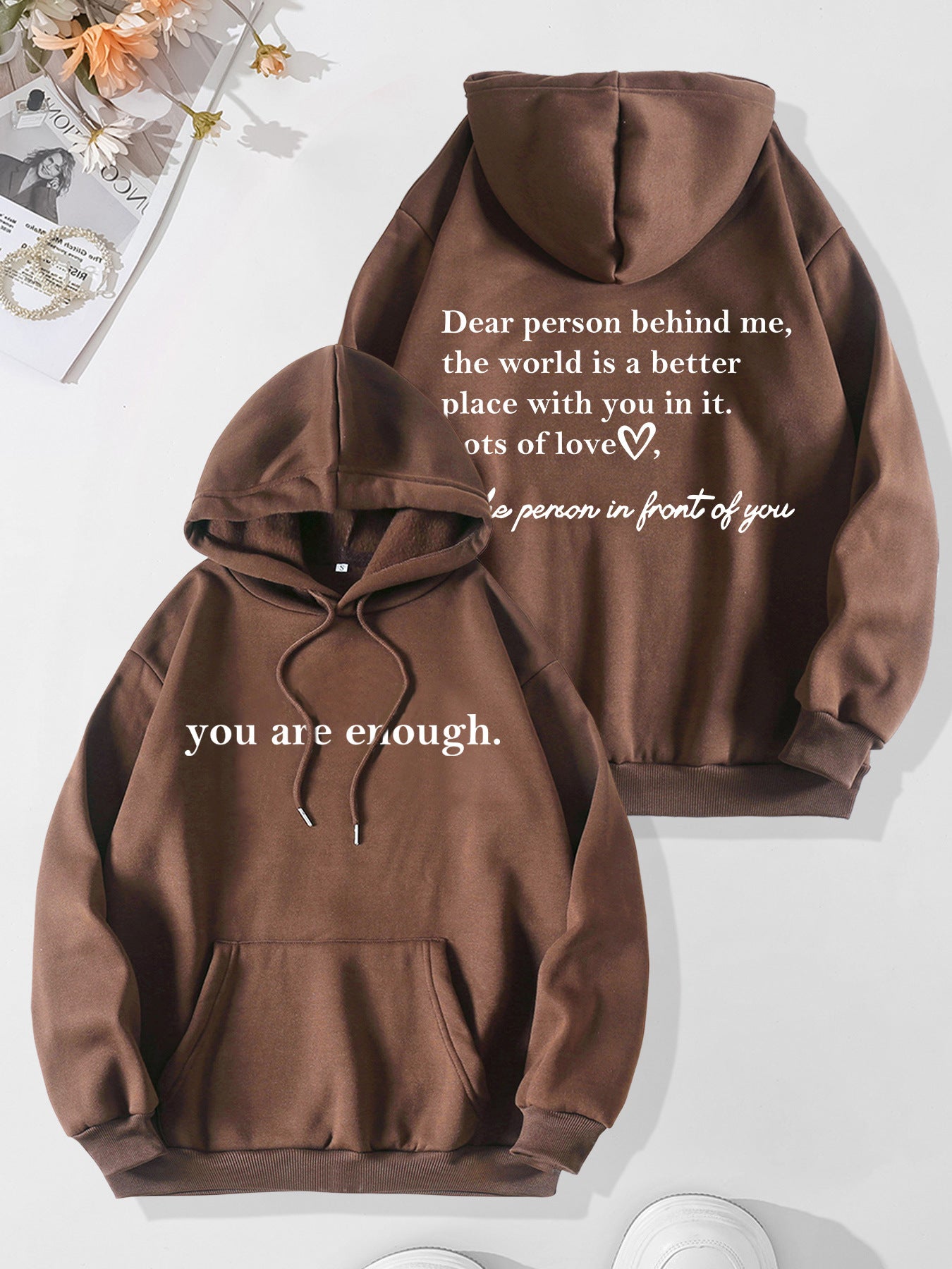 Hooded long sleeved sweatshirt loose fit