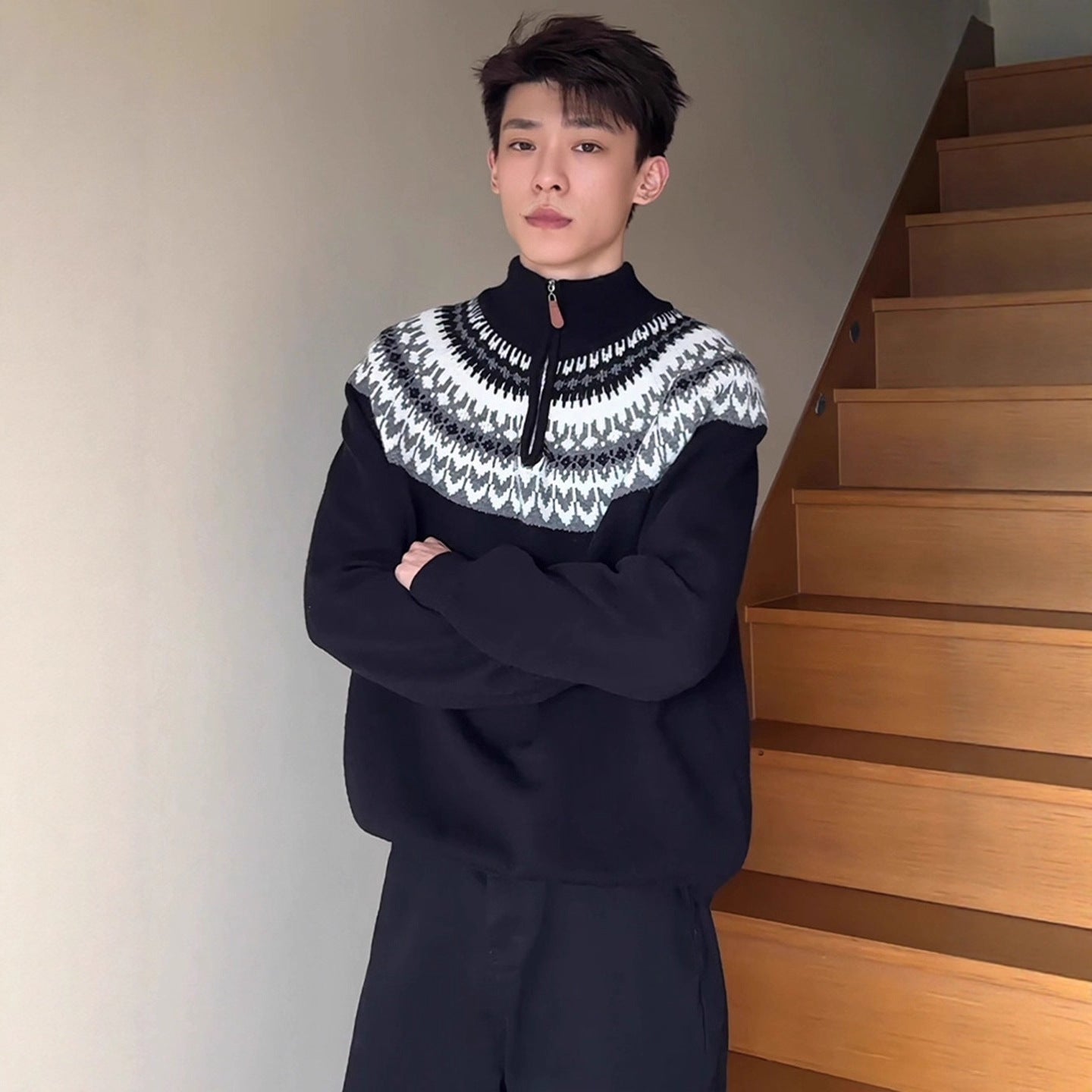 Retro Ethnic Fair Isle Semi-High Neck Knit Sweater