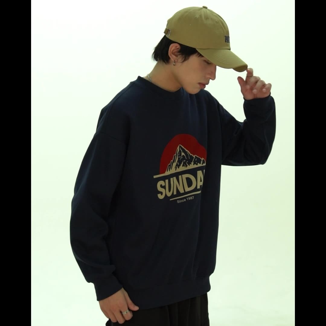 TPYSTART American Retro Round Neck Sweater Men's Fashion Loose Thin Casual High Street Washed Tops Unisex Model