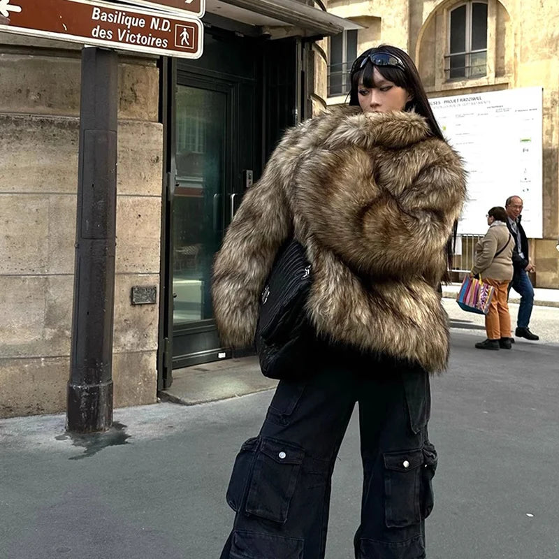 Women's fur coat raccoon fur coat