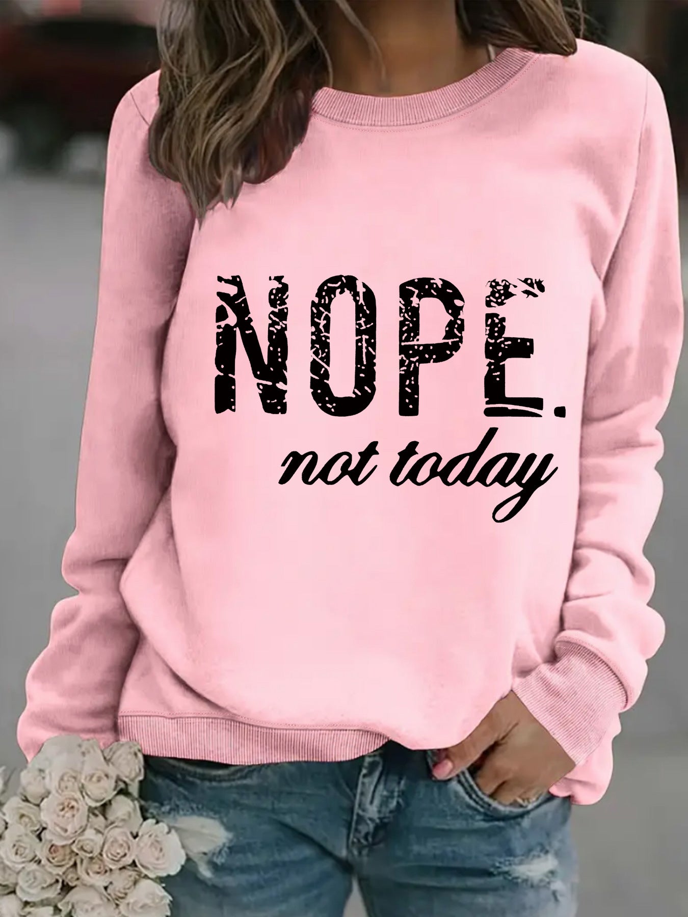 Round-neck NOPE slogan print sweatshirt