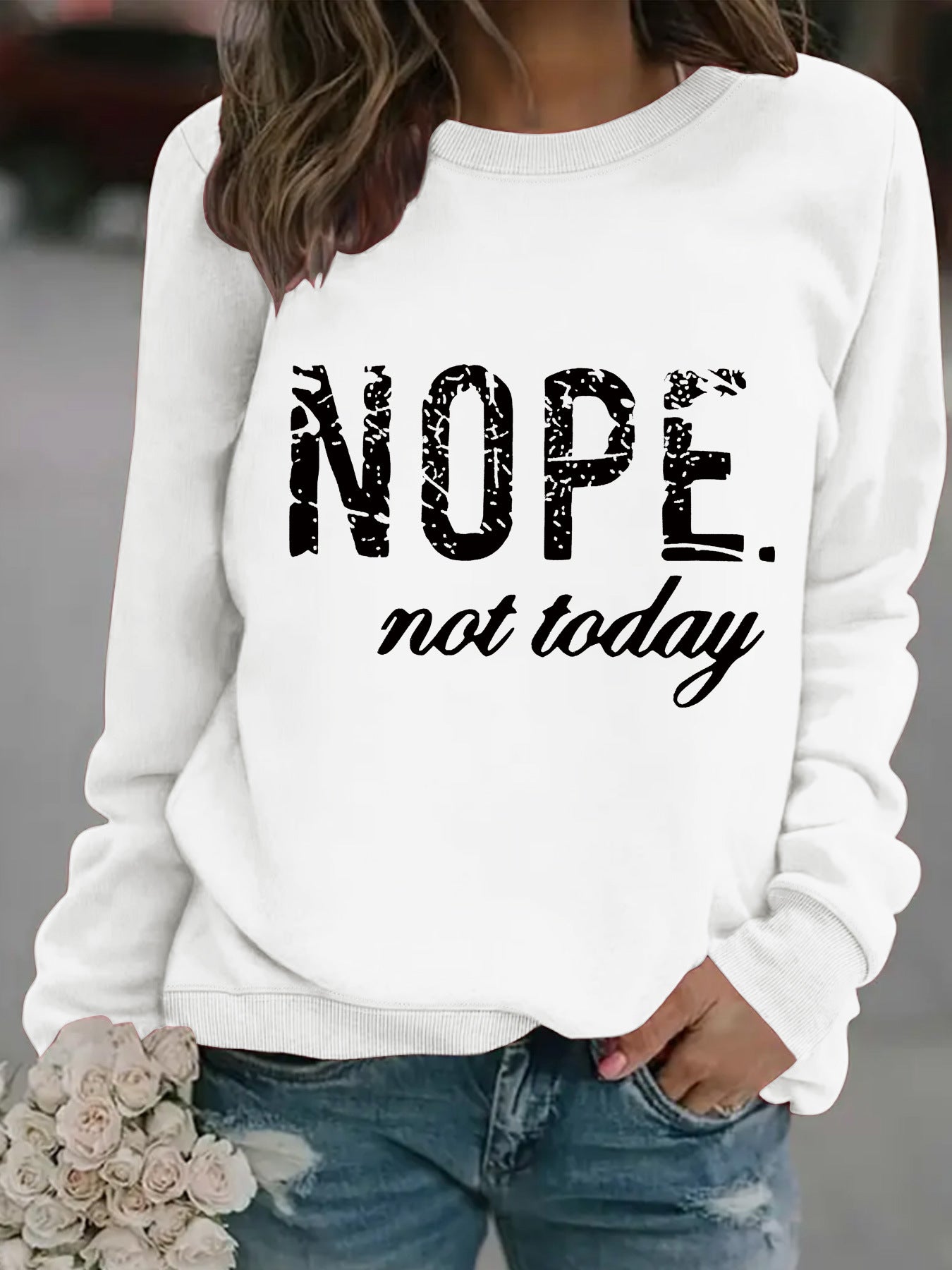 Round-neck NOPE slogan print sweatshirt